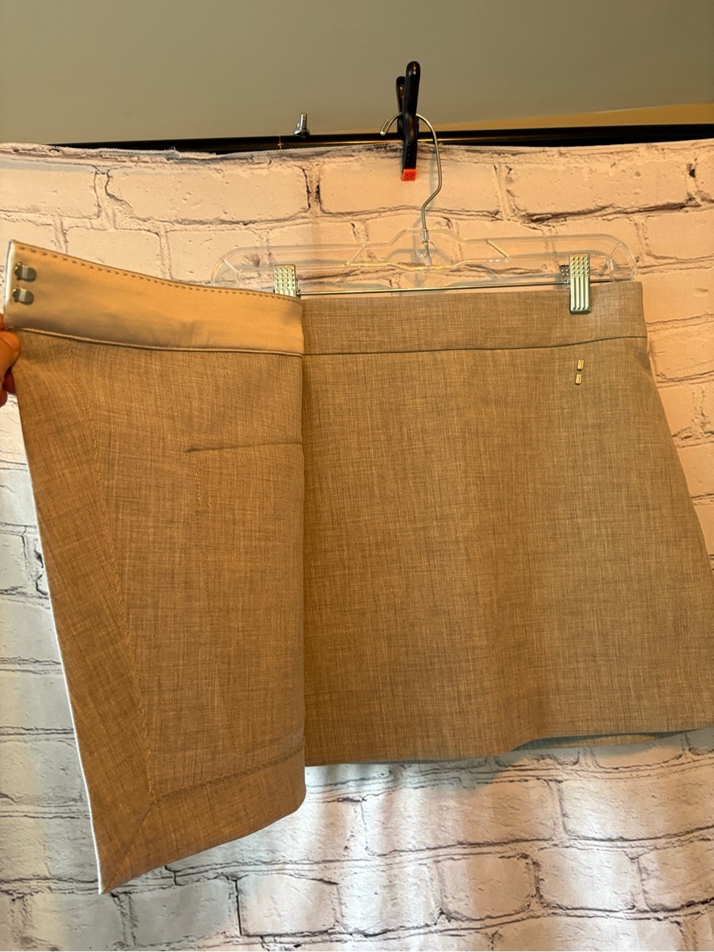 Aritzia Babaton Happy Hour Skirt Size 2 Wrap Mini Asymmetrical Cargo - Picture 9 of 15